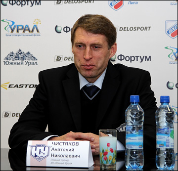 Анатолий Чистяков на послематчевой пресс-конференции